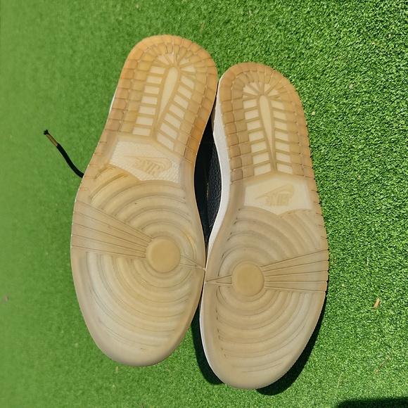 Nike Air Jordan Retro 1 High OG City of Flight Black Gold Men’s Shoes Size 8.5 - Picture 12 of 12